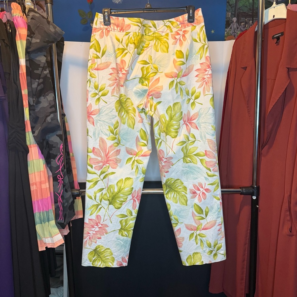 Talbots Stretch size 16 Pink and Green Floral Cropped Pants - Picture 6 of 6